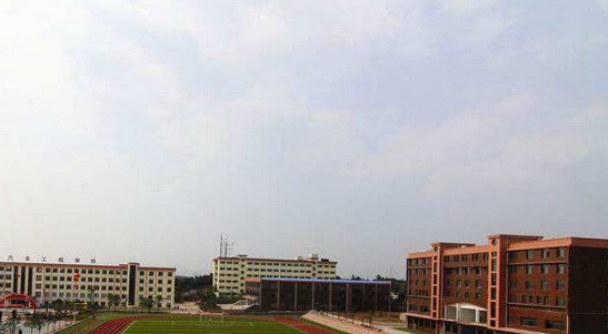 萍乡大富汽车工程学校